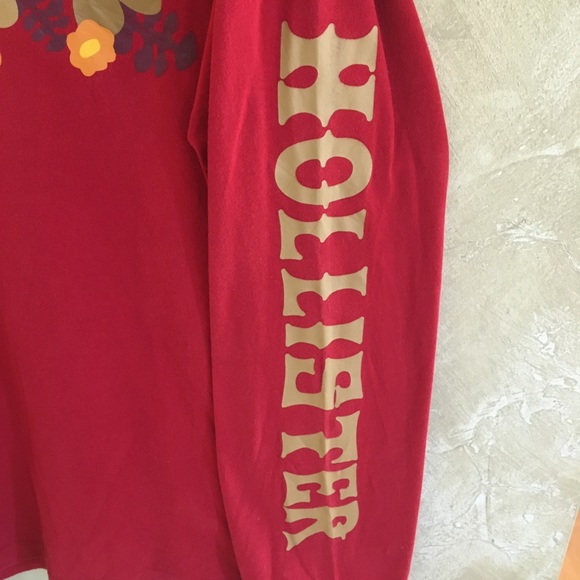 Hollister Floral Shirt - Picture 4 of 5